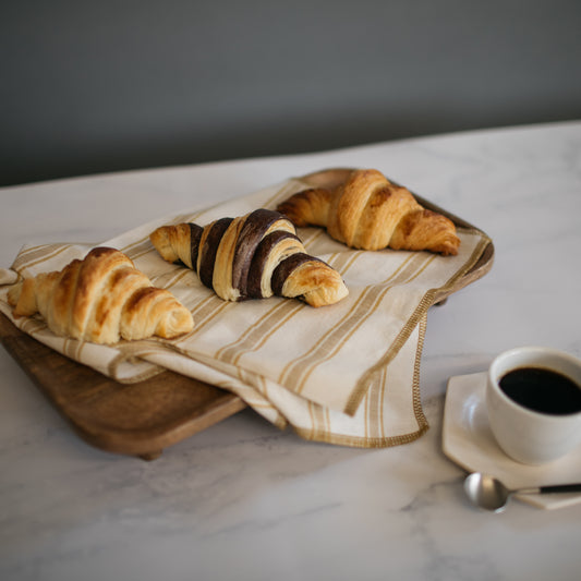 Classic Croissants & Chocolate Croissants (x8)